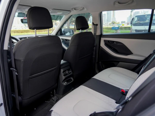  Blanc Hyundai Creta Photo 9