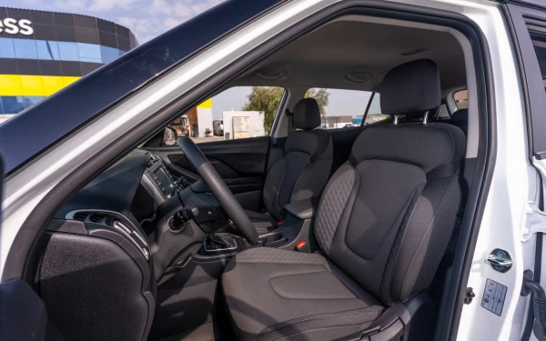  Weiß Hyundai Creta Photo 7