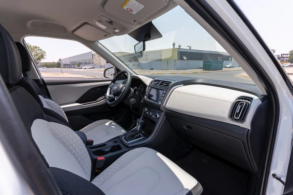  Blanc Hyundai Creta Photo 15