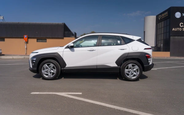  Bianca Hyundai Kona Photo 5