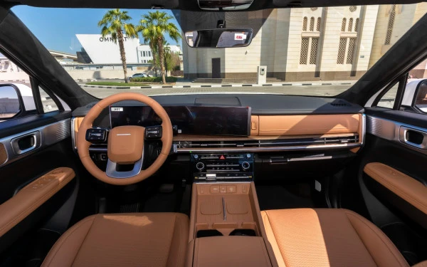  White Hyundai Santa Fe Photo 9