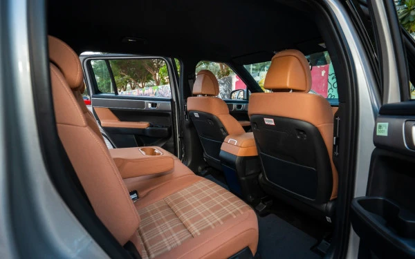  Blanco Hyundai Santa Fe Photo 17