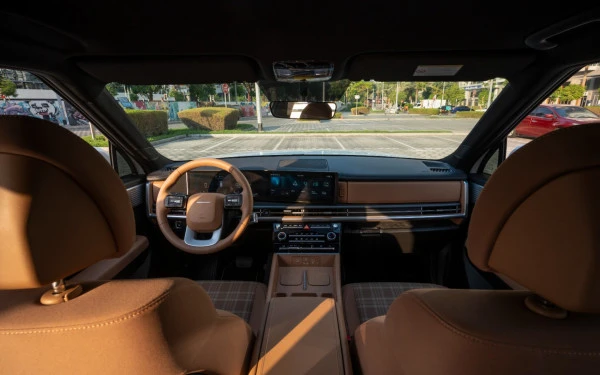  Bianca Hyundai Santa Fe Photo 27