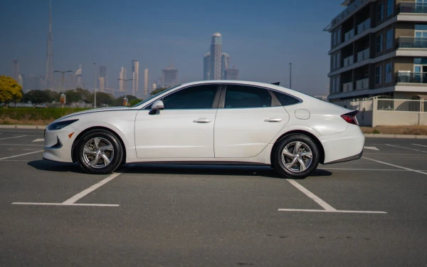  أبيض هيونداي سوناتا Photo 2