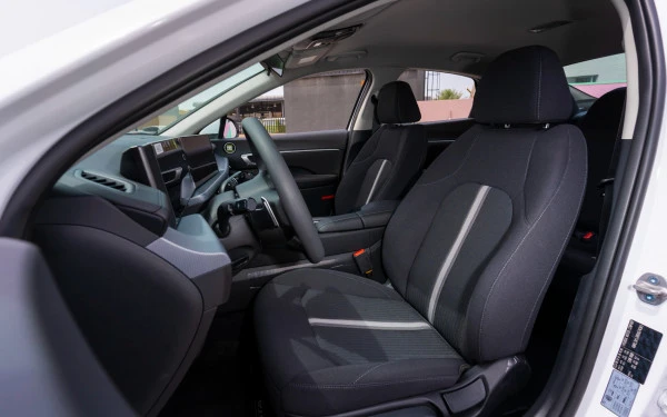  Weiß Hyundai Sonata Photo 8