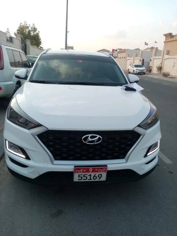  Weiß Hyundai Tucson Photo 2