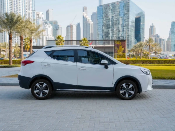  Blanco JAC S3 Photo 3