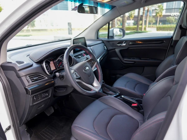  Blanco JAC S3 Photo 6