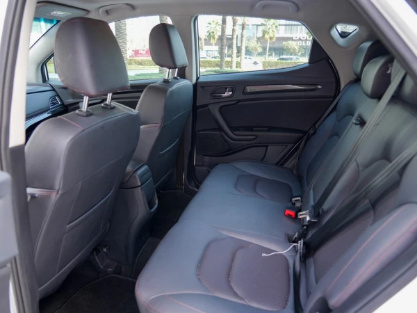  Blanco JAC S3 Photo 10