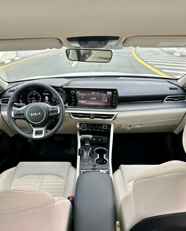  Weiß KIA K5 Photo 5