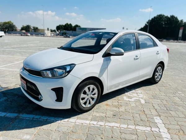  White KIA Pegas Photo 7