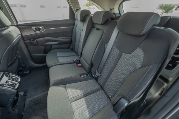  White KIA Sorento Photo 10