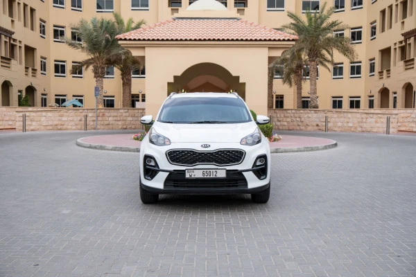  White KIA Sportage Photo 4