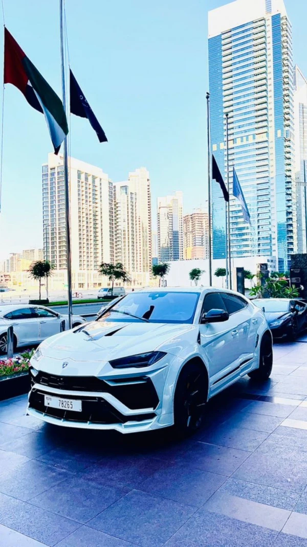  White Lamborghini Urus Novitec Photo 2