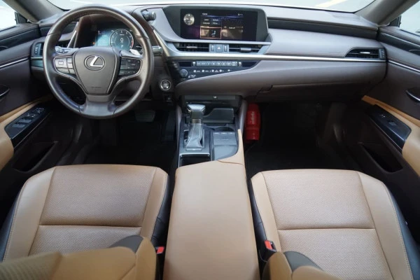  أبيض لكزس ES350 Photo 3