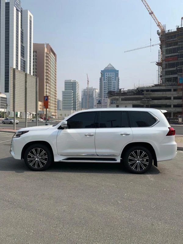  Bianca Lexus LX 570 Photo 3