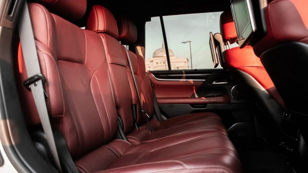  Bianca Lexus LX 570 Photo 5