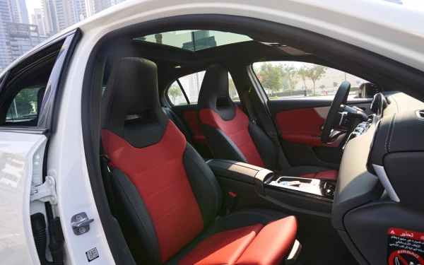  White Mercedes A200 Photo 7