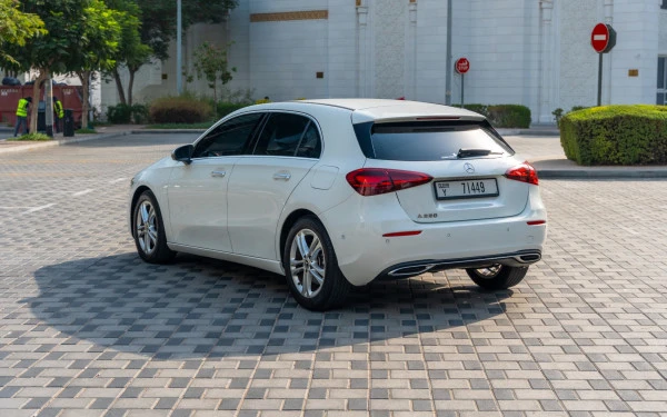  White Mercedes A220 Photo 5