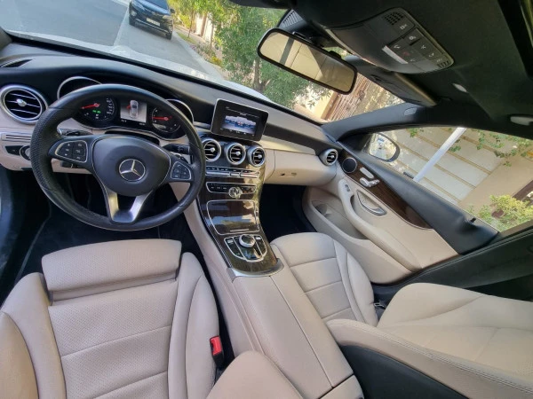  Weiß Mercedes C-Klasse Photo 4