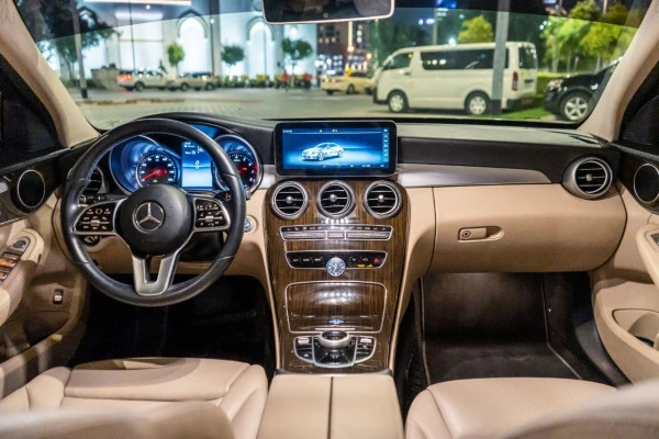  Blanco Mercedes C Class Photo 2