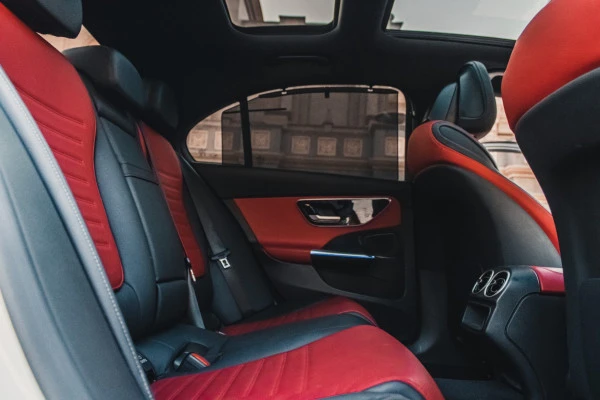  Blanc Mercedes C200 Photo 8