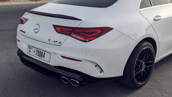  Bianca Mercedes CLA Photo 2