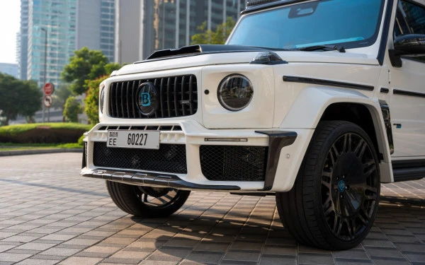  Bianca Mercedes G63 AMG Photo 4