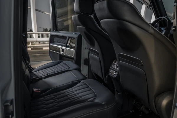  White Mercedes G63 AMG Photo 5