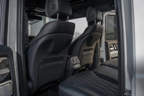  White Mercedes G63 AMG Photo 6