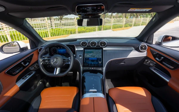  أبيض مرسيدس GLC 200 SUV Photo 9