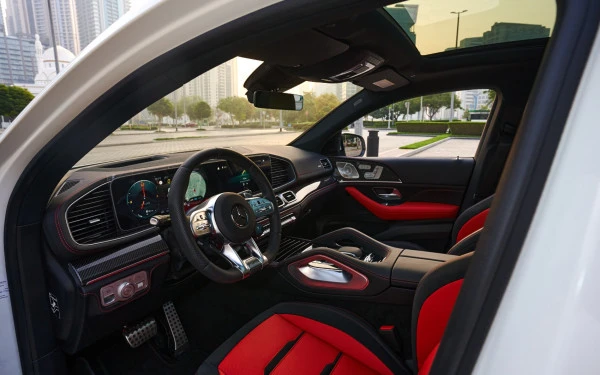  White Mercedes GLE 53 AMG Photo 4