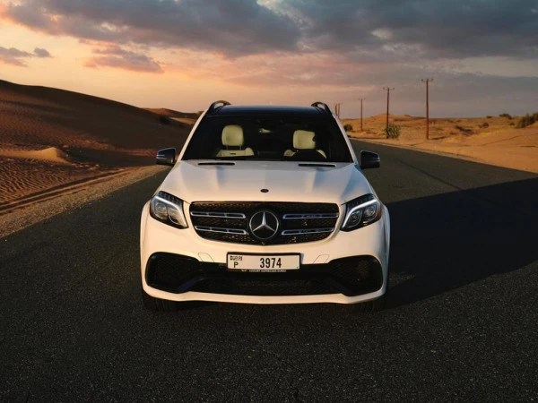  White Mercedes GLE Photo 3