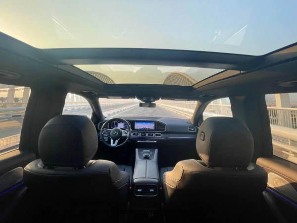  White Mercedes GLE Photo 6