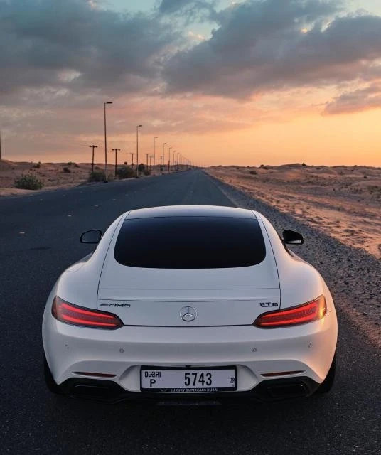  White Mercedes GTS Photo 5