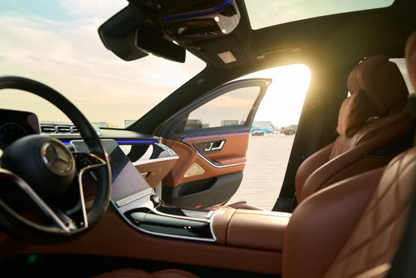  أبيض مرسيدس S580 Photo 6