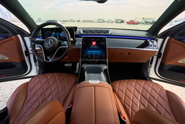  أبيض مرسيدس S580 Photo 9