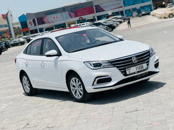  White MG5 2022 Photo 8