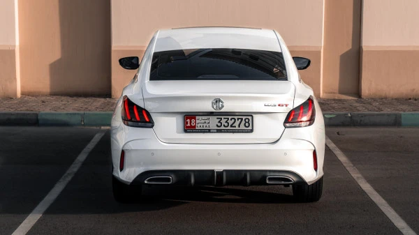  Blanc MG GT Photo 2