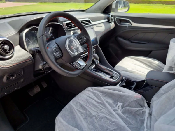  Silver MG ZS Photo 5