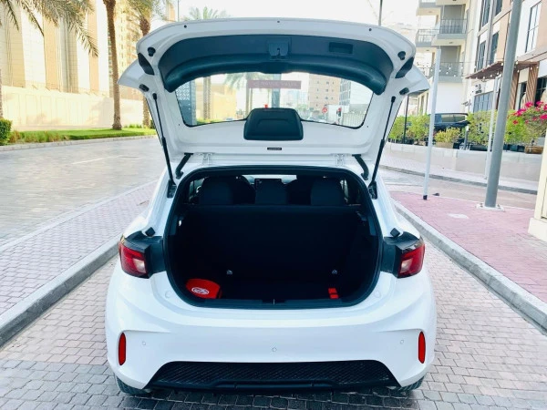  White MG3 Photo 2