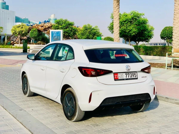  White MG3 Photo 3