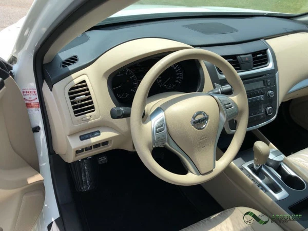  Белый Nissan Altima Photo 3