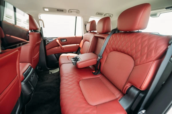  White Nissan Patrol Platinum V6 Photo 6