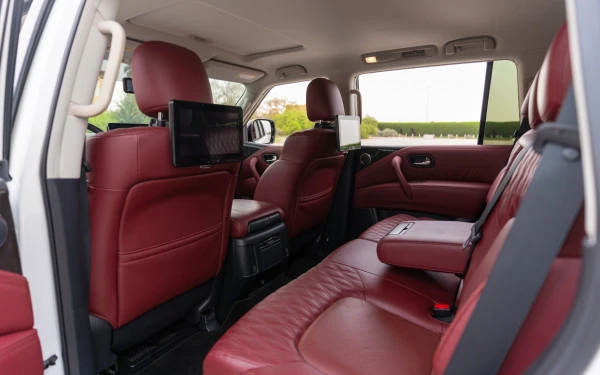  White Nissan Patrol Platinum V6 Photo 6