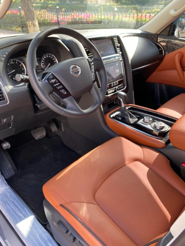  Белый Nissan Patrol V8 Titanium Photo 3