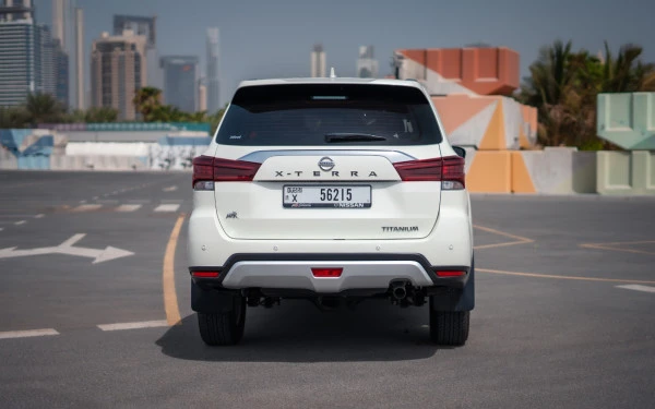  Blanc Nissan Xterra Photo 3