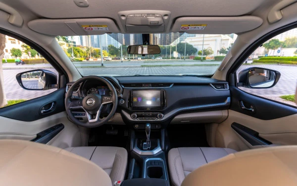  White Nissan Xterra Photo 9