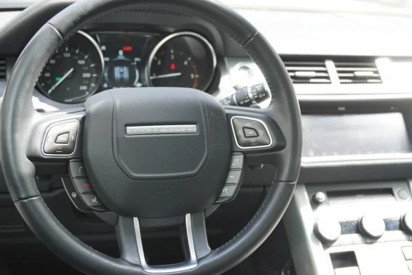  أبيض رينج روفر إيفوك Photo 4