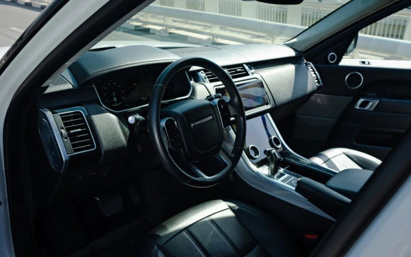  White Range Rover Sport Photo 2